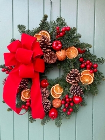 Berry and fruit wreath