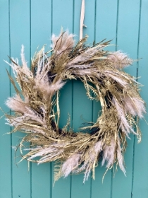 Natural gold wreath