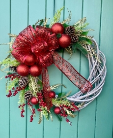 Sparkly Red Wreath